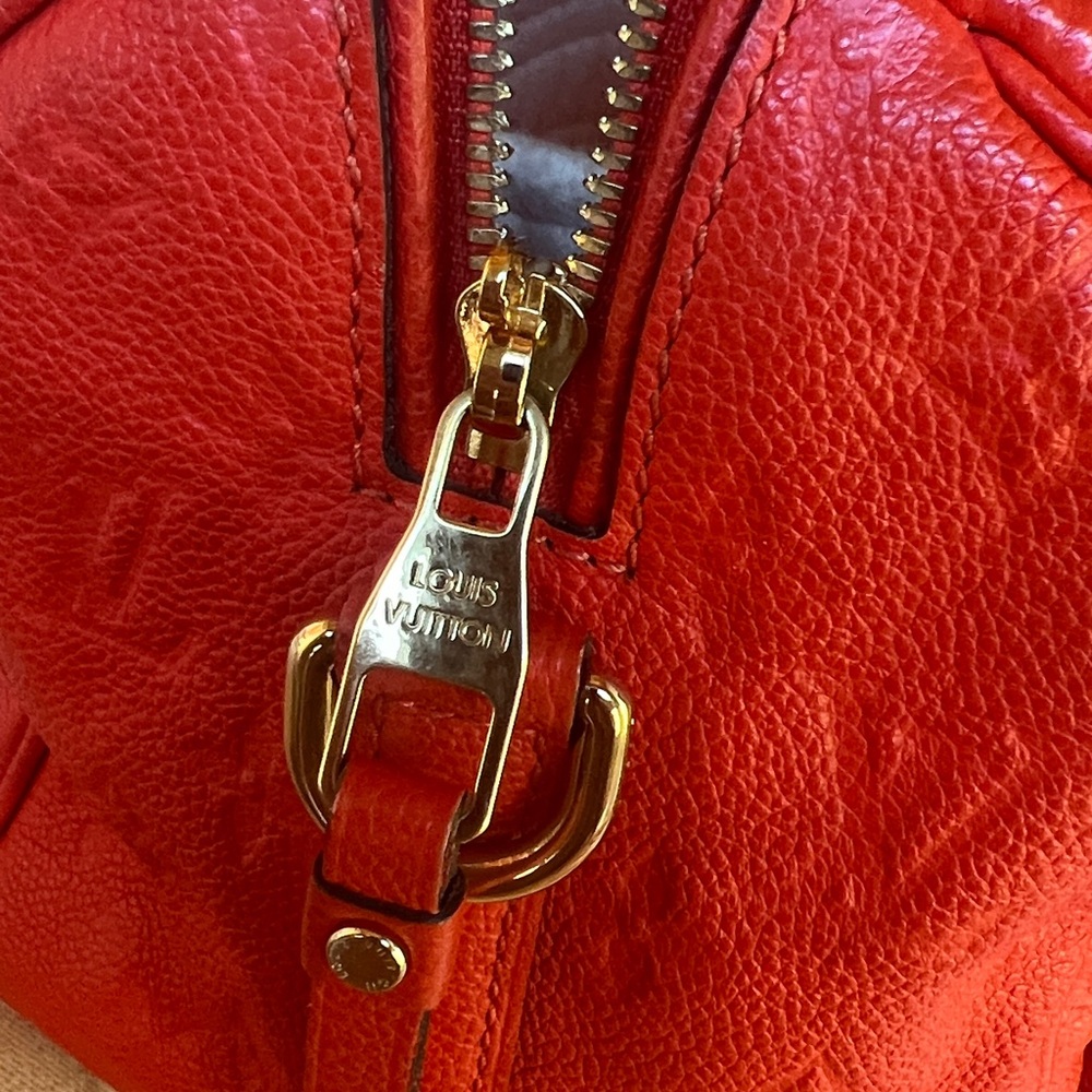 EUC•LOUIS VUITTON SPEEDY B 25•EMPREINTE LEATHER•CROSSBODY/SHOULDER/TOP HANDLE - Picture 13 of 16